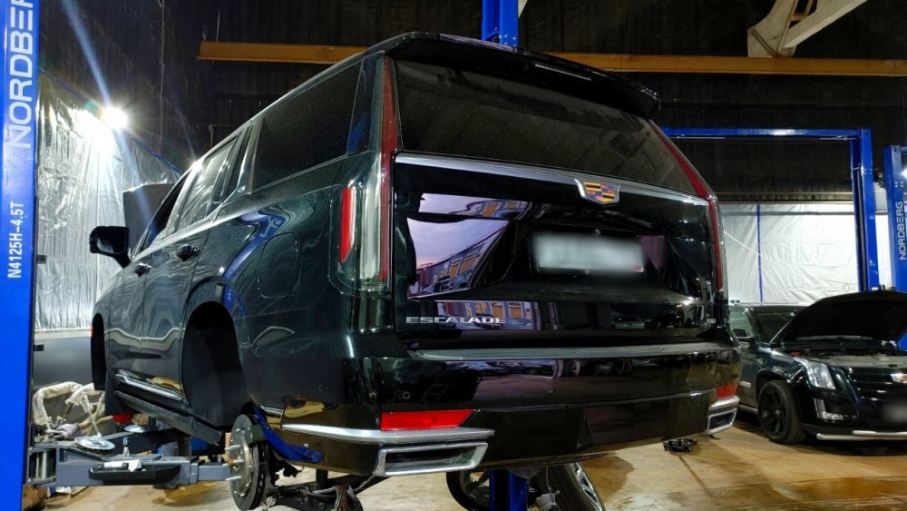 Point Blur_Jul012023_203936.jpg